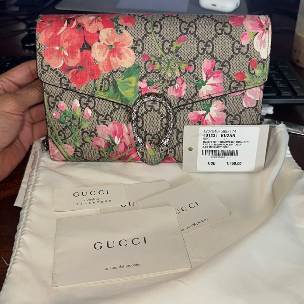 EUC- GG Supreme Monogram Blooms Print Mini Dionysus Chain Wallet Antique.